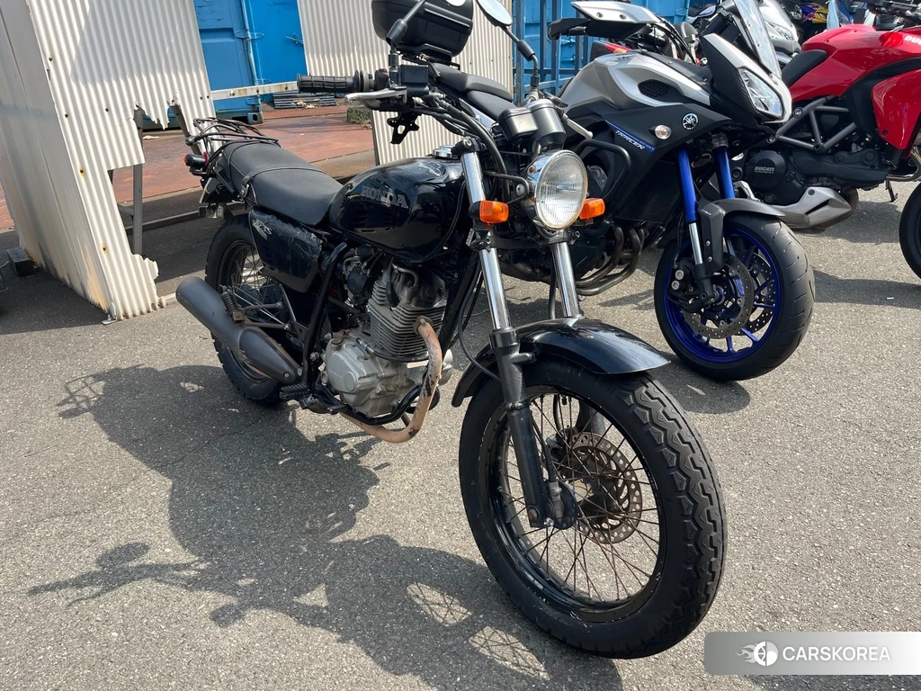 Проданный Honda CB223S 2011 из Японии, фото 2