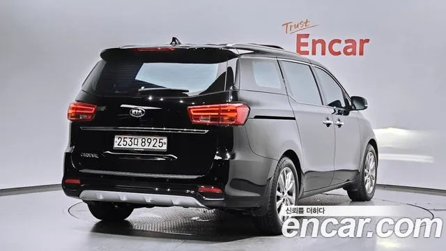 Kia The New Carnival id 2865167 из Кореи 12