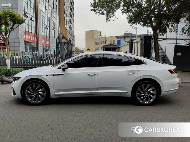 Volkswagen CC 2022 Белый из Китая, фото 2