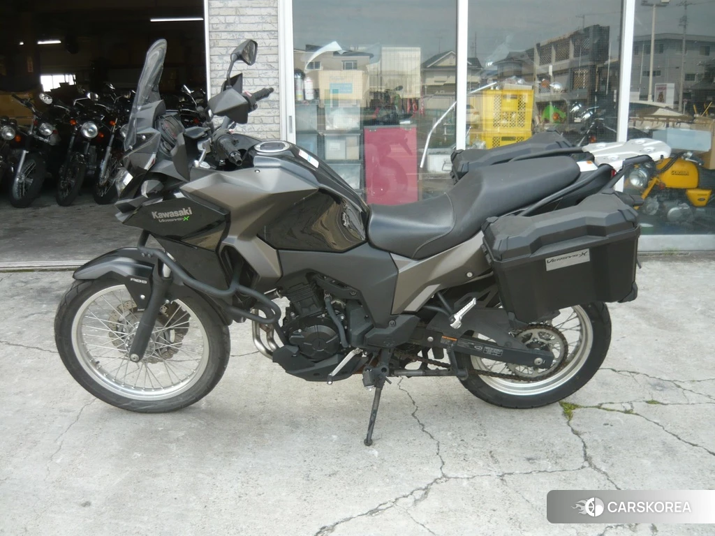 Проданный Kawasaki VERSYS-X 250 ABS 2017 из Японии