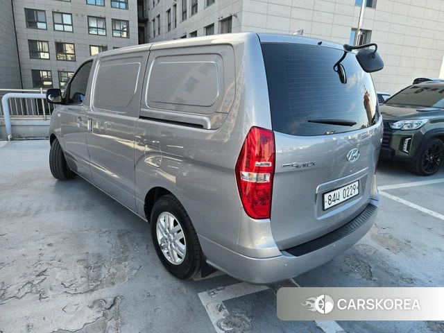 Hyundai The New Grand Starex id 4895476 из Кореи 12