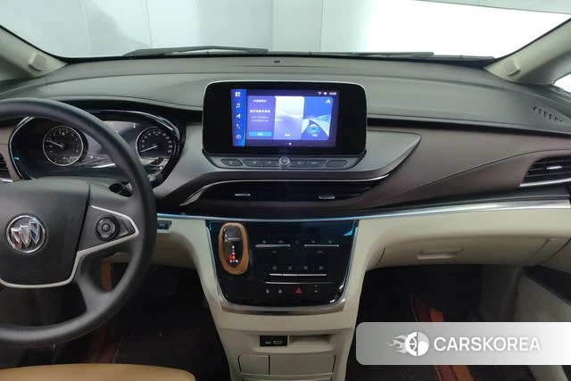 Buick GL8 id 4215184 из Китая 9