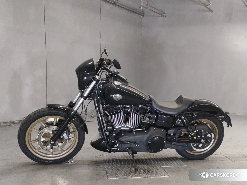 Проданный Harley-Davidson Dyna Low Rider FXDLS1800 2017 из Японии
