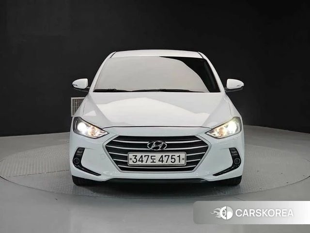 Hyundai Avante AD 2018 Белый из Кореи, фото 2