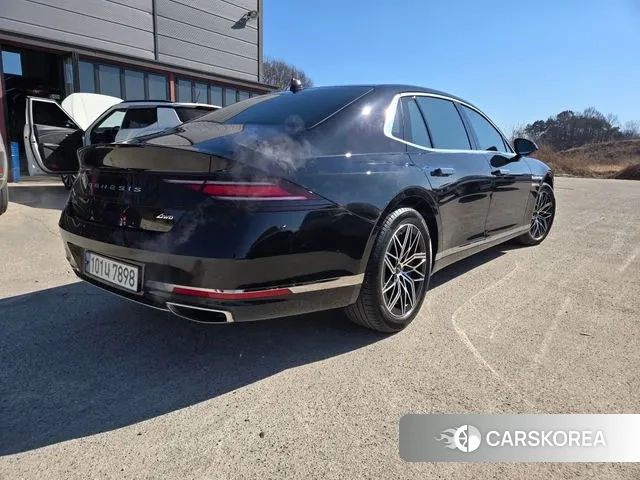 Genesis G90 (RS4) id 3701635 из Кореи 10