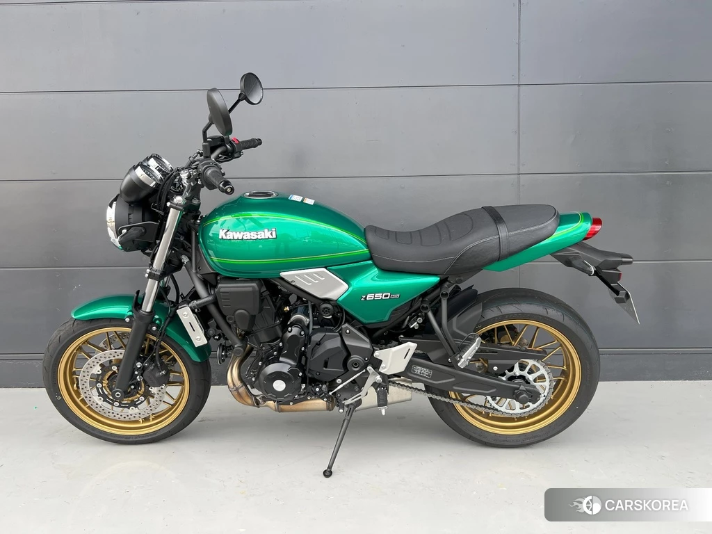 Проданный Kawasaki Z650RS 2024 из Японии, фото 2