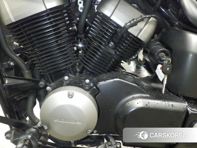 Engine photo