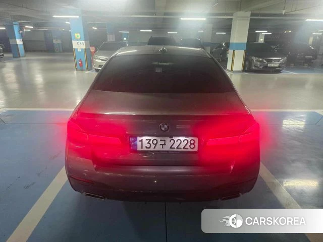 BMW 5 Series (G30) id 4905309 из Кореи 9