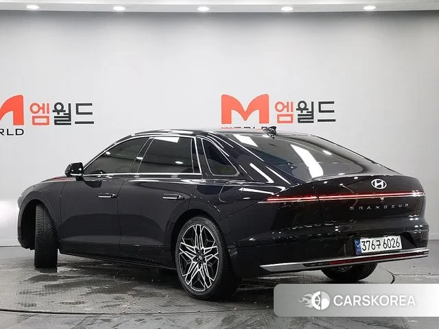 Hyundai Grandeur Hybrid (GN7) id 3036851 из Кореи 12