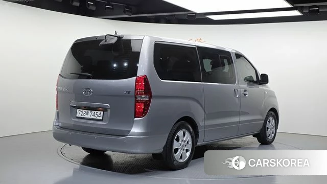 Hyundai The New Grand Starex id 4269130 из Кореи 12