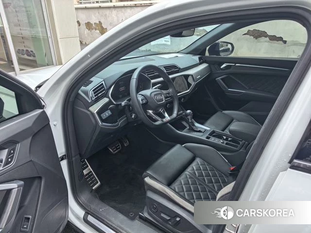 Audi Q3 Sportback 2024 Белый из Китая, фото 2