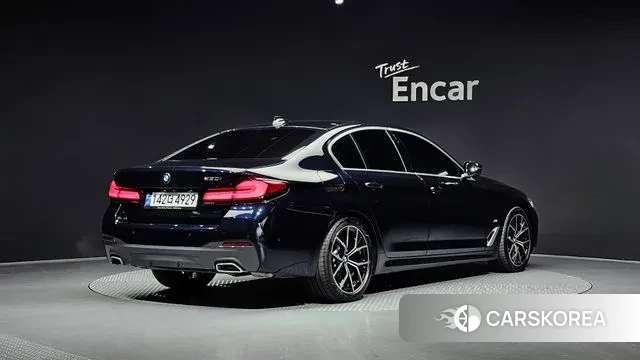 BMW 5 Series (G30) id 3457880 из Кореи 12