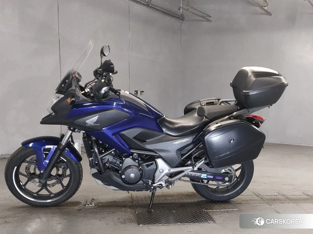 Проданный Honda NC750X DCT 2015 из Японии, фото 2