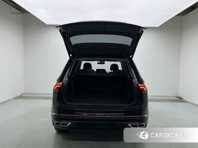 Volkswagen Tiguan L id 4313458 из Китая 12