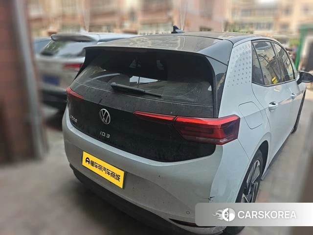 Volkswagen ID.3 2023 Белый из Китая, фото 2