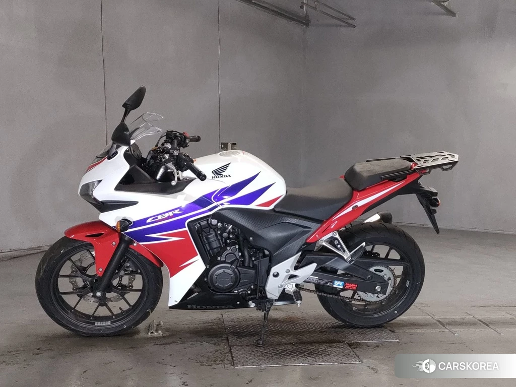 Проданный Honda CBR400R 2013 из Японии