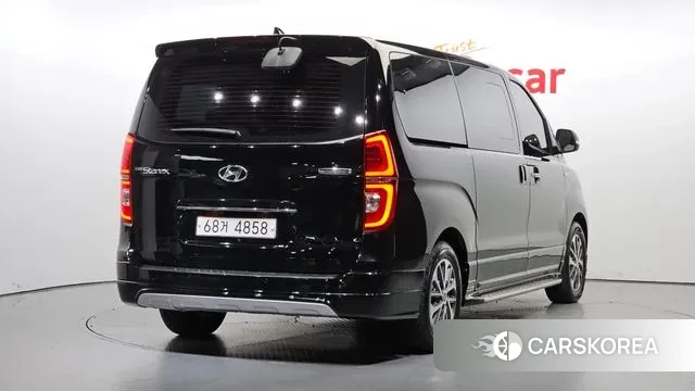 Hyundai The New Grand Starex id 2902966 из Кореи 12