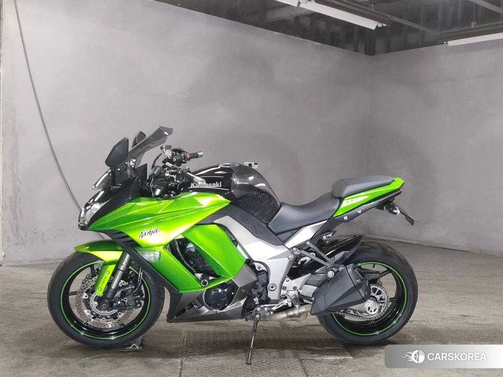 Проданный Kawasaki NINJA 1000 2013 из Японии