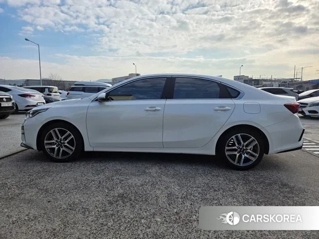 Kia Come New K3 id 3517191 из Кореи 12