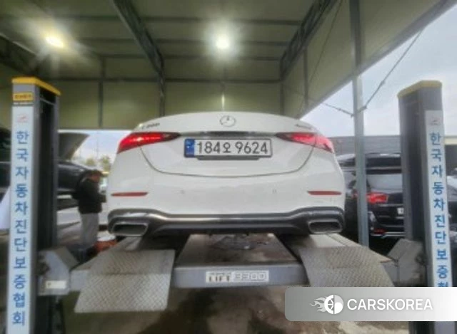 Mercedes-Benz C-Class W206 2023 Белый из Кореи, фото 2