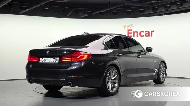 BMW 5 Series (G30) id 4694082 из Кореи 12