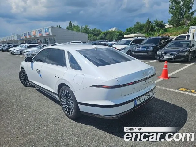 Hyundai Grandeur Hybrid (GN7) id 2878589 из Кореи 8