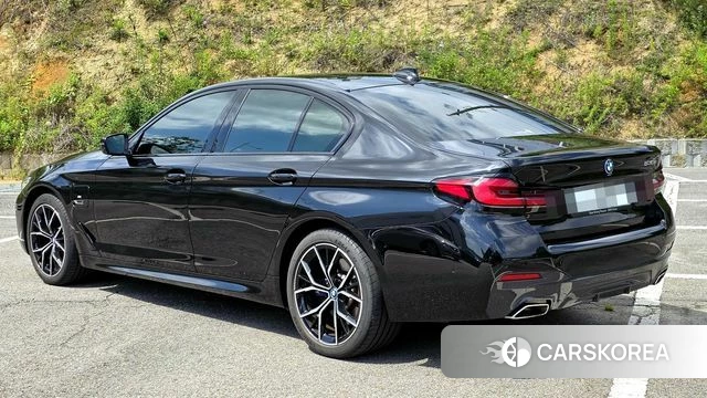 BMW 5 Series (G30) id 4601295 из Кореи 12