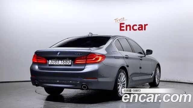 BMW 5 Series (G30) id 2844514 из Кореи 12