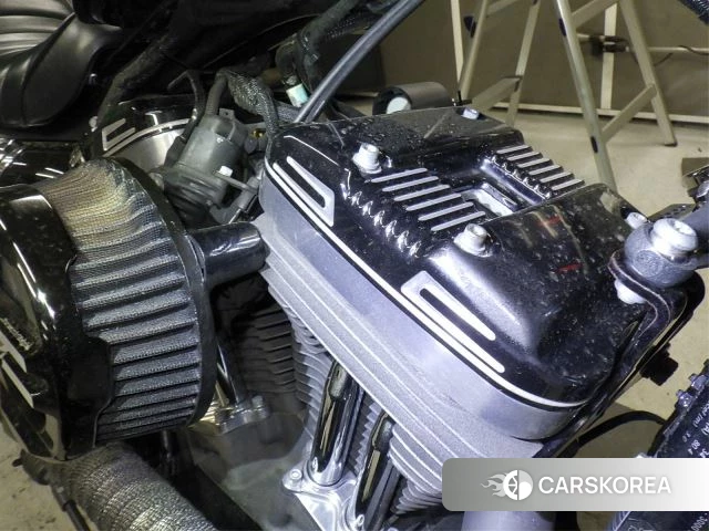 Engine photo