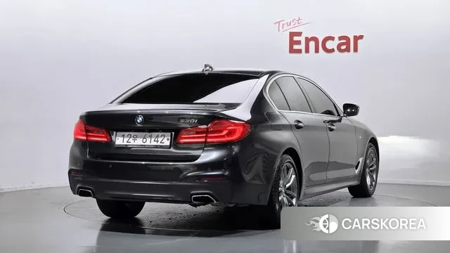 BMW 5 Series (G30) id 3718870 из Кореи 12