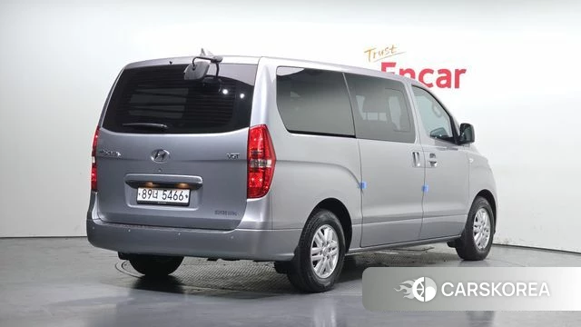 Hyundai The New Grand Starex id 3942324 из Кореи 12