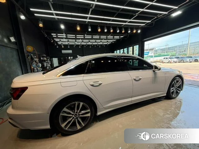 Audi A6 (C8) 2021 Белый из Кореи, фото 6
