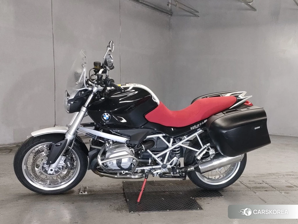 Проданный BMW R1200R CLASSIC 2012 из Японии