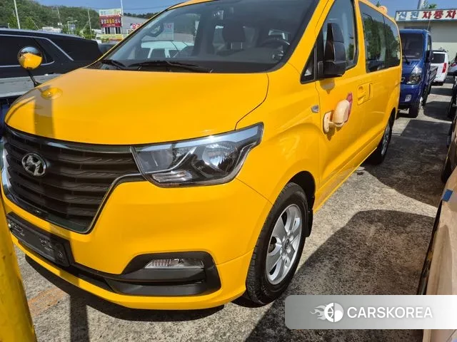 Hyundai The New Grand Starex 2018 Желтый из Кореи, фото 3