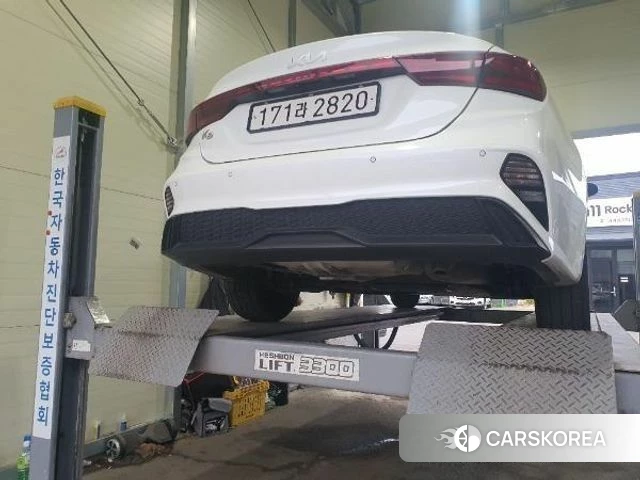 Kia The New K3 2nd generation 2022 Белый из Кореи, фото 2