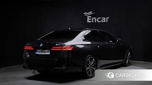 BMW 5 Series (G60) id 4634925 из Кореи 12