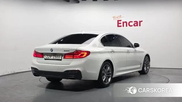 BMW 5 Series (G30) id 3773287 из Кореи 12