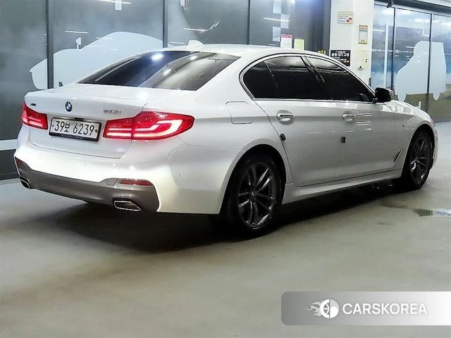 BMW 5 Series (G30) id 4385045 из Кореи 12