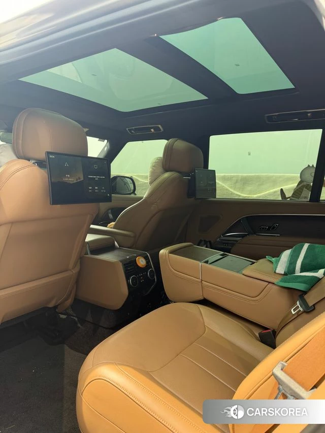 Land Rover Range Rover 5th Generation 2023 Песочный из Кореи, фото 2