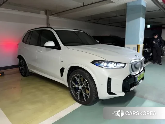 BMW X5 (G05) 2025 Белый из Кореи, фото 3