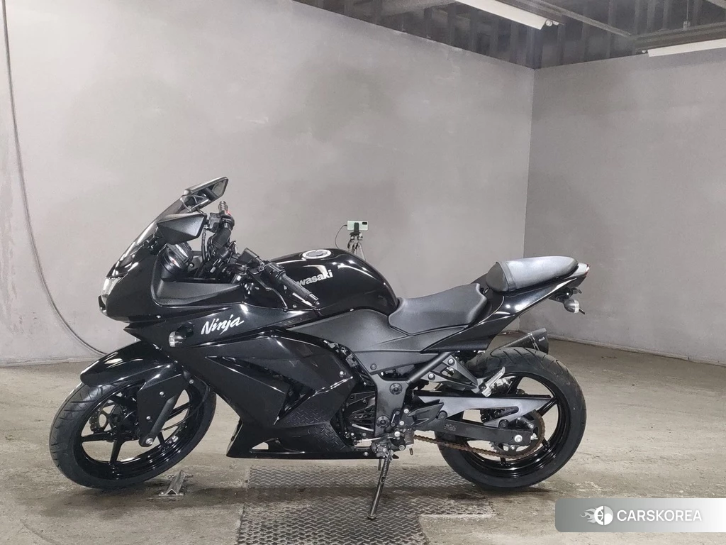 Проданный Kawasaki NINJA 250R id 4163146 из Японии, фото 2
