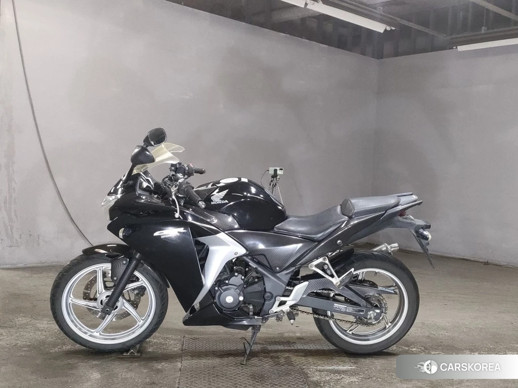 Проданный Honda CBR250R 2013 из Японии