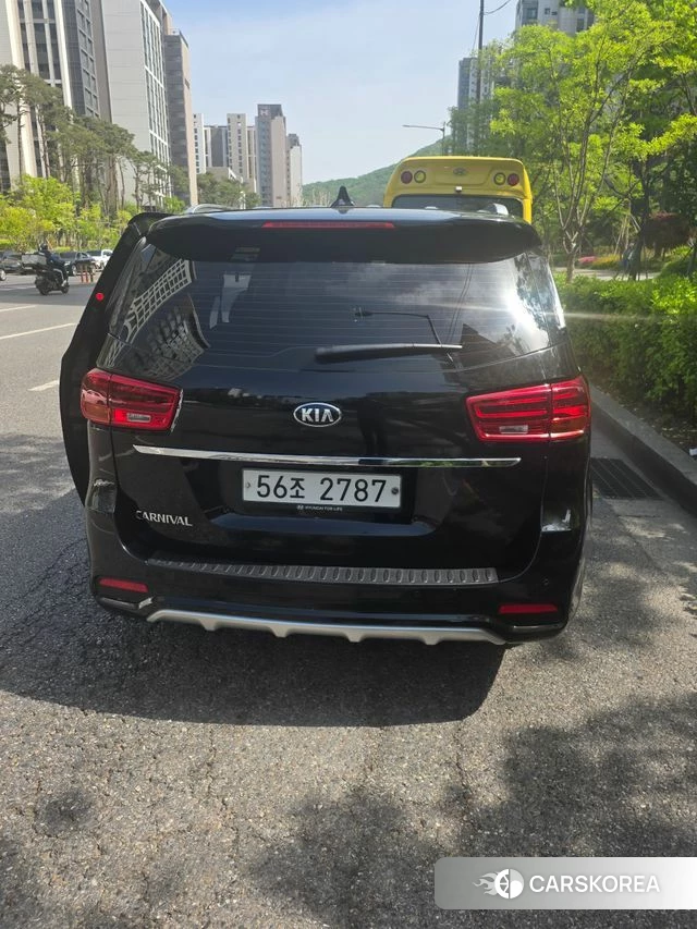 Kia The New Carnival 2018 Черный из Кореи, фото 2