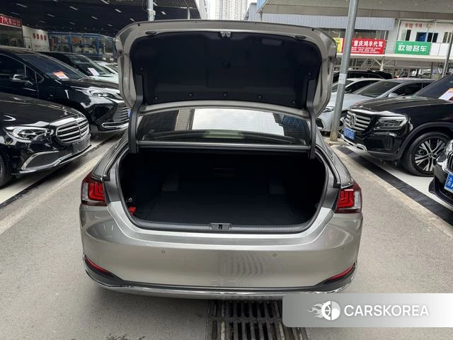 Lexus ES id 4279146 из Китая 12