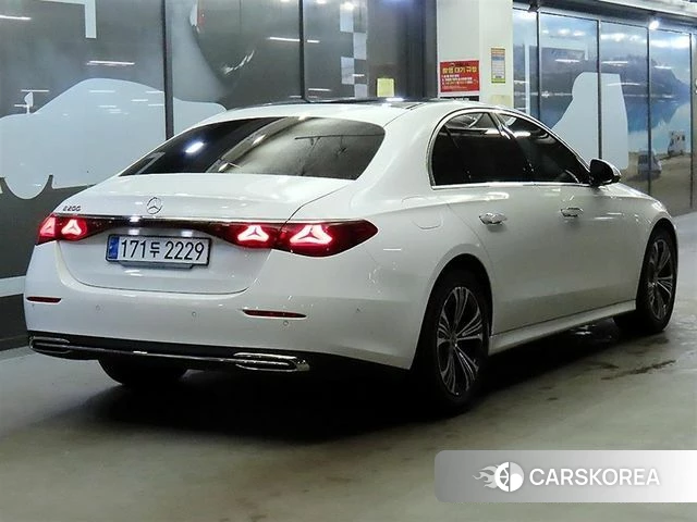 Mercedes-Benz E-Class W214 id 3831276 из Кореи 12