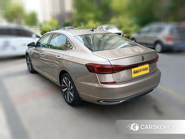 Volkswagen Passat 2021 Шампань из Китая, фото 2