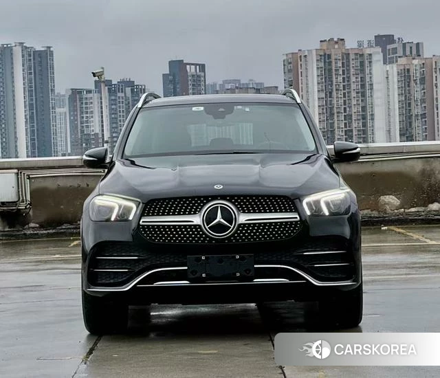 Mercedes-Benz GLE (import) 2023 Черный из Китая, фото 2