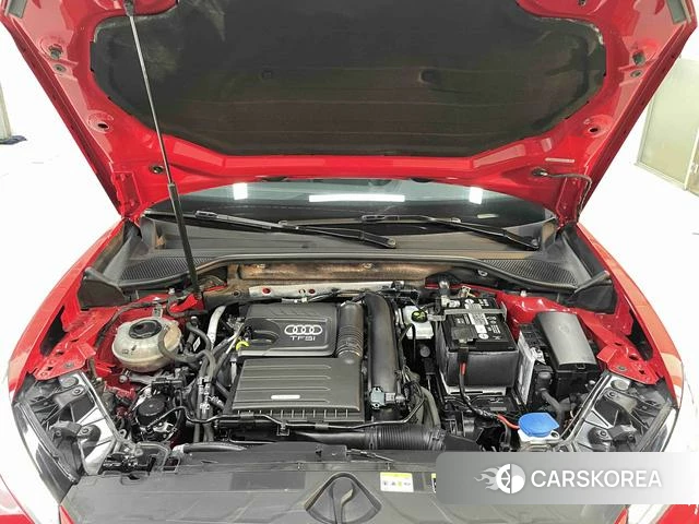 Audi Q2L id 4313550 из Китая 11