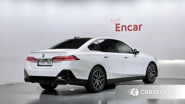 BMW 5 Series (G60) id 4665382 из Кореи 12