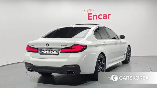 BMW 5 Series (G30) id 3272979 из Кореи 12